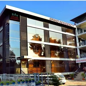 https://airport-cochin-grand-residency.kerala-hotels.net