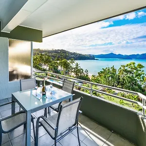 https://top-floor-hibiscus-apartment-208.queenslandhotels.net